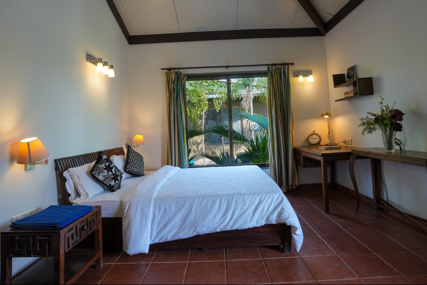 E&G Green Courts Resort At Koroli Hill Station Nashik Exteriör bild