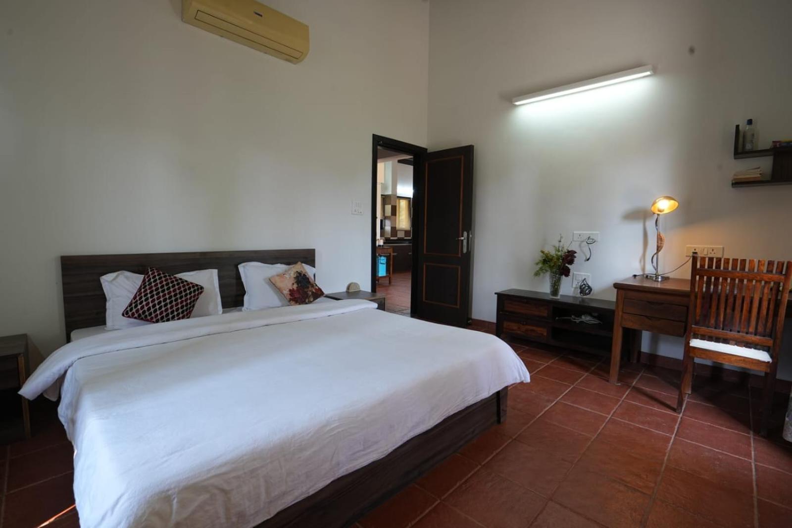 E&G Green Courts Resort At Koroli Hill Station Nashik Exteriör bild
