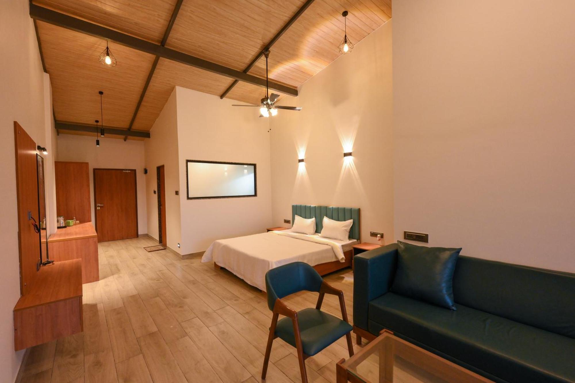E&G Green Courts Resort At Koroli Hill Station Nashik Exteriör bild